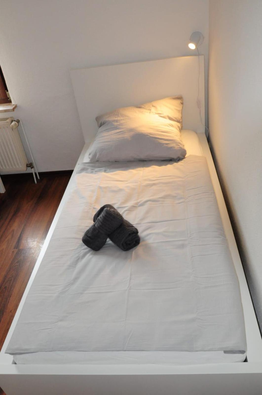 Lehastays - Gruppenapartment Cracau Magdeburg Exterior foto